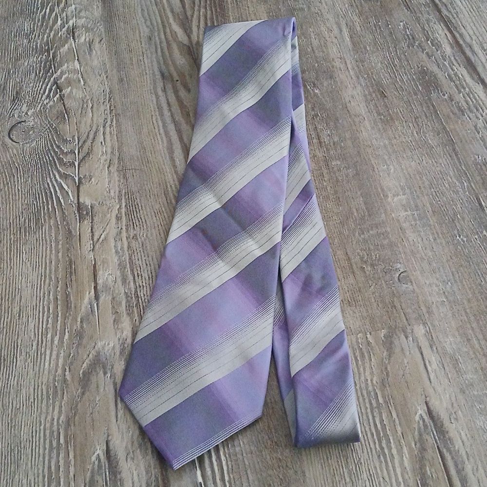 Arrow  100% silk tie purple and silver  NWOT